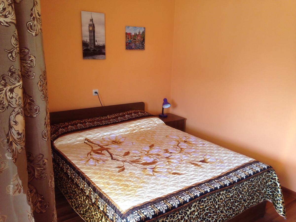 Hôtel Изабелла à Pizunda Extérieur photo
